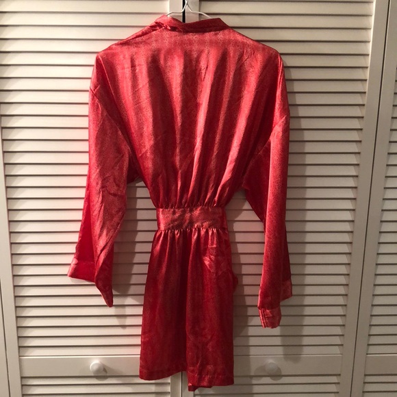 Victoria’s Secret Robe One Size - Picture 6 of 6